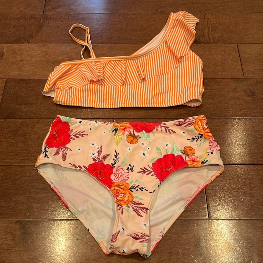 SHEIN orange floral bikini